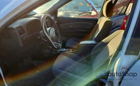 2004 Isuzu Axiom Xs z USA, uszkodzony, nr VIN 4S2DE58Y944602599